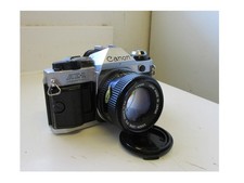 Near MINT Canon AE-1 Program 35mm SLR Film Camera with 50mm Lens Kit