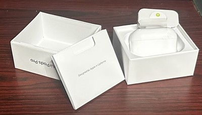 Apple AirPods Pro 3 Wireless Earbuds, Active Noise Cancellation - Excellent