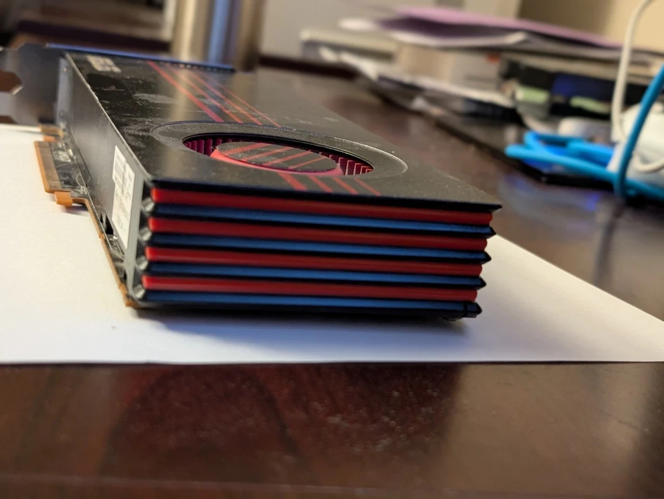 ASUS/AMD Radeon HD 6870 1GB Graphics Video Card - Image 3 of 4