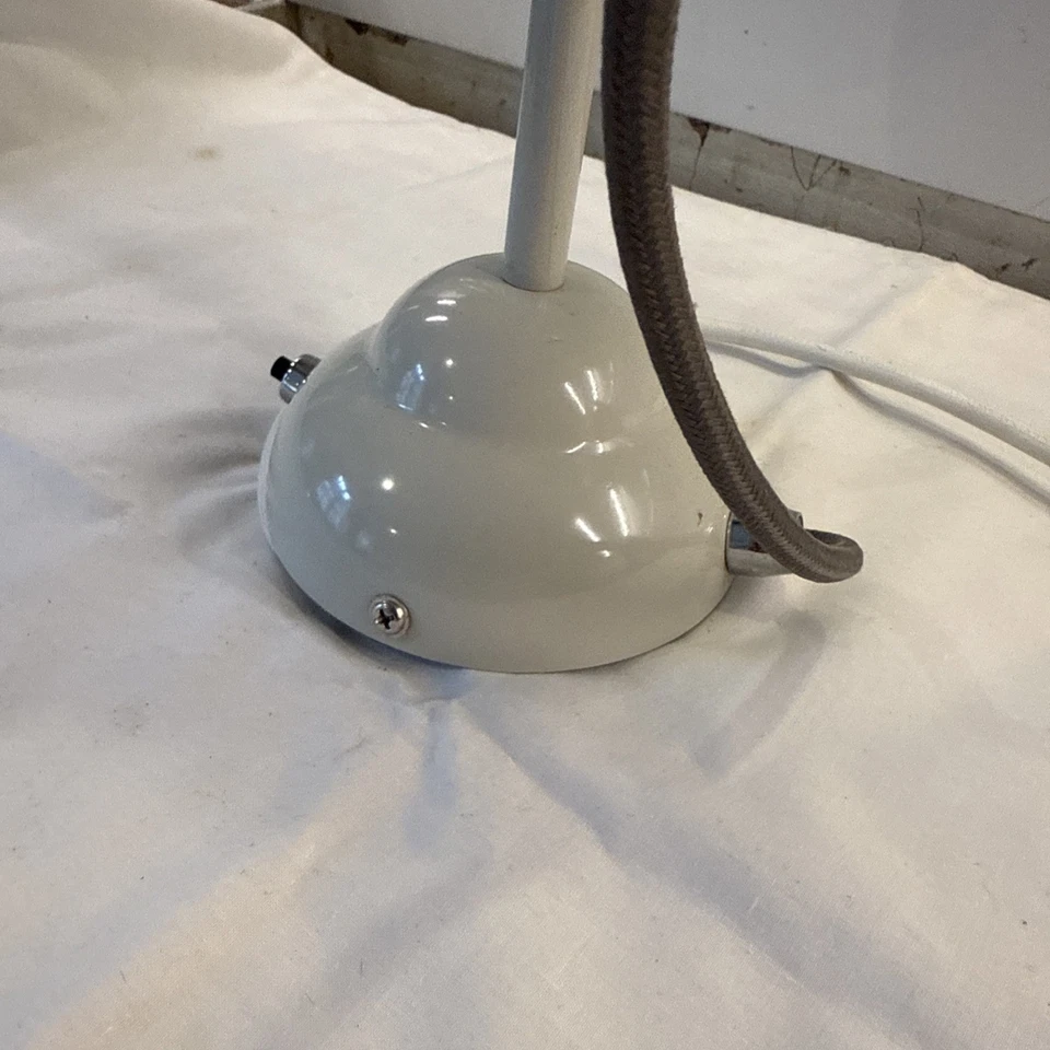 Original Anglepoise Wandleuchte in weißer Ausführung Modell 1227 Retro Industrial (25) - Bild 4 von 4