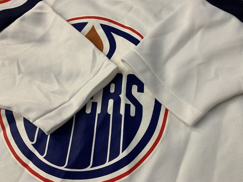 EDMONTON OILERS CANADA NHL ICE HOCKEY SHIRT JERSEY CCM ORIGINAL SIZE YOUNG L/XL - Picture 4 of 12
