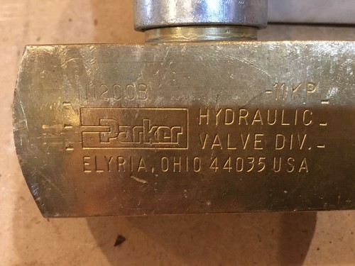 Parker Hydraulic Valve F12005, 3000 PSI, 25 GPM, 95 LPM, 11 KP - Picture 3 of 3