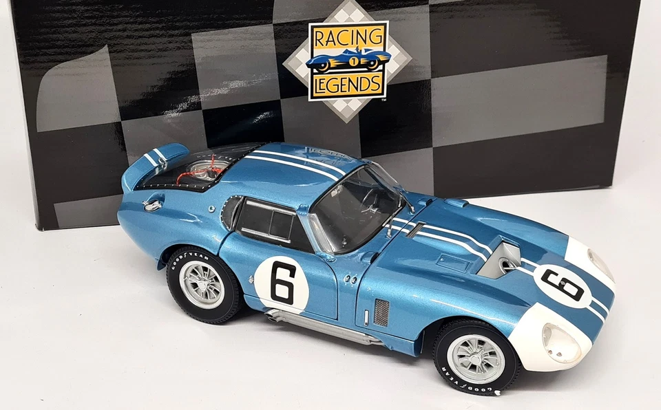 Coche modelo diecast Exoto 1/18 Shelby Cobra Daytona 1964 Le Mans 24H #6 Foto 2 de 4