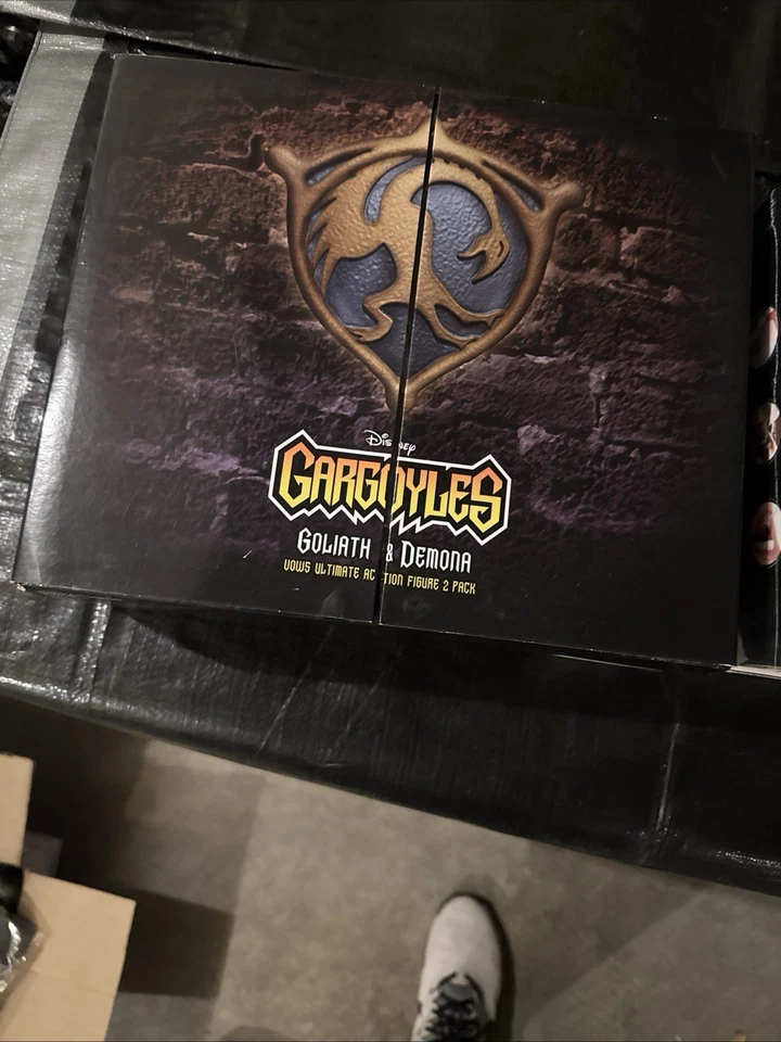 GOLIAS E DEMONA NECA GÁRGULAS VOTOS FIGURA DE AÇÃO FINAL PACOTE COM 2 NOVO NA CAIXA DISNEY - Imagem 2 de 4