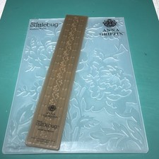 Cricut Cuttlebug Embossing Folder - Wildflower Blooms
