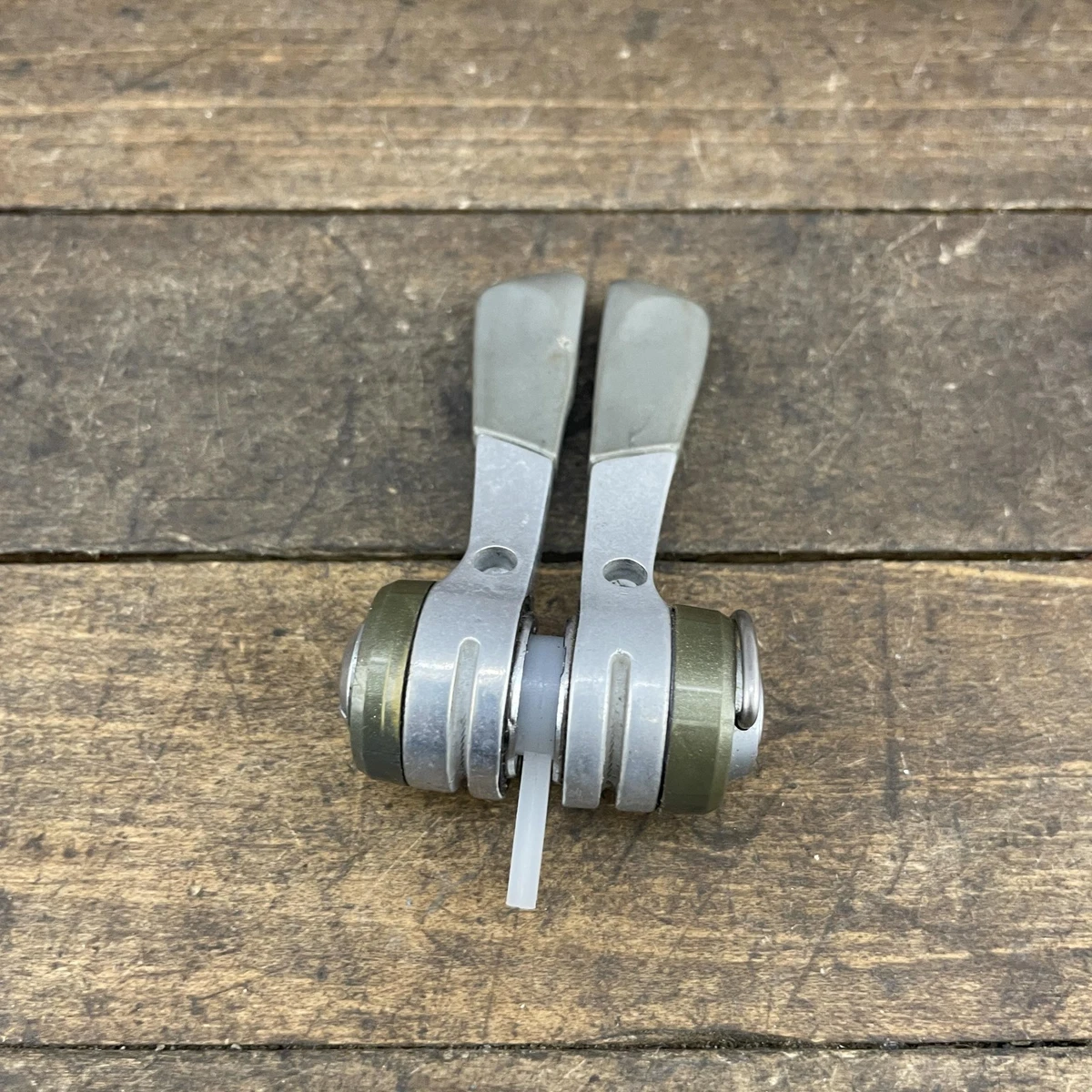 NOS/NEUF SHIMANO NEW 105 Shifters BRAZED-ON SL-1051