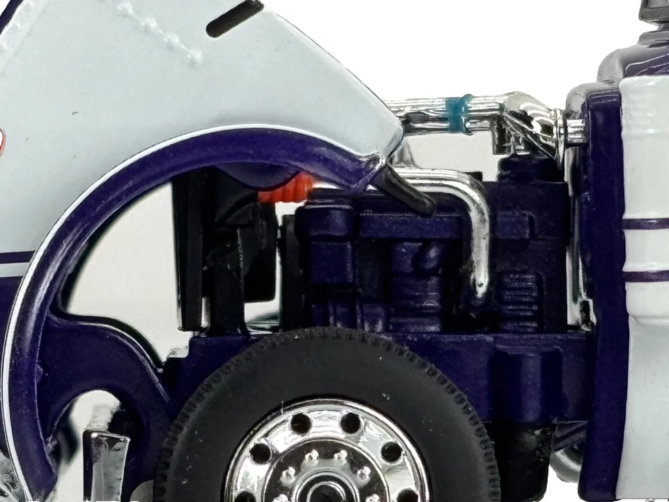 1/64 DCP PURPLE/WHITE PETERBILT 389 W/ 48" FLAT TOP SLEEPER - Image 3 of 4