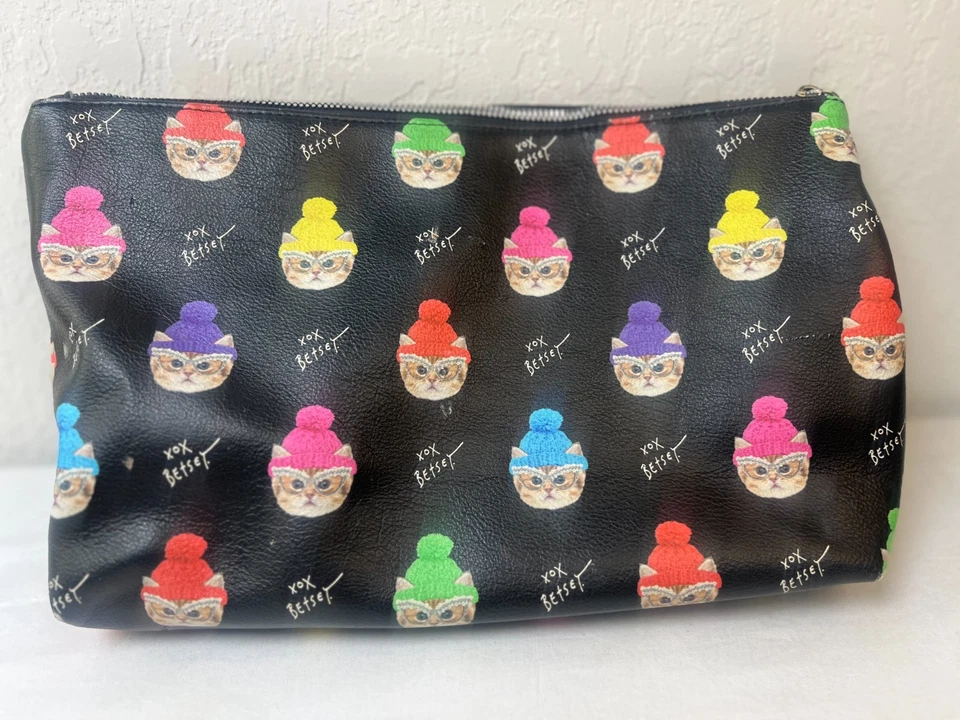 Lindo bolso de muñeca Betsey Johnson cara de gato negro con cremallera arte pop gorro estampado Foto 2 de 4