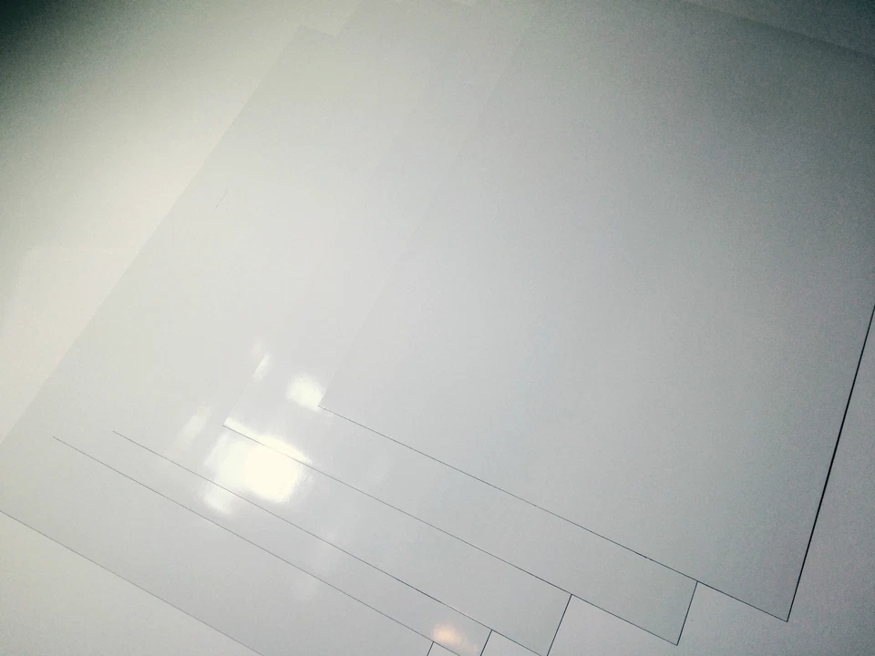 A4 WHITE MAGNETIC PHOTO PAPER FOR INKJET PRINTERS,HIGH GLOSS, 640GSM (5 SHEETS) - Image 3 of 4