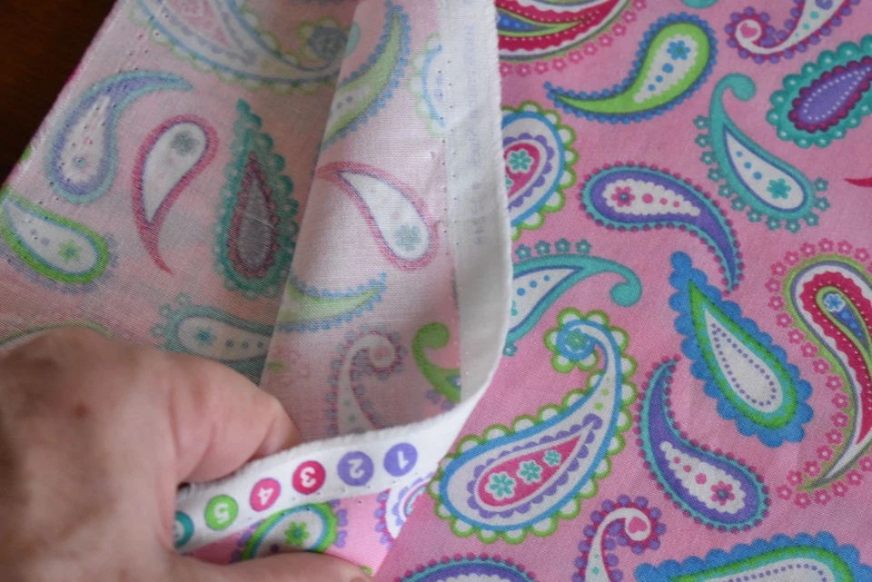21" Long, Colorful Paisley on Pink Quilt Cotton, Moda/Me & My Sister, N3226 - Image 4 of 4