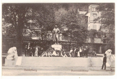 c1910 PC: Crowd Posing Around Bunsen Monument - Heidelberg, Germany