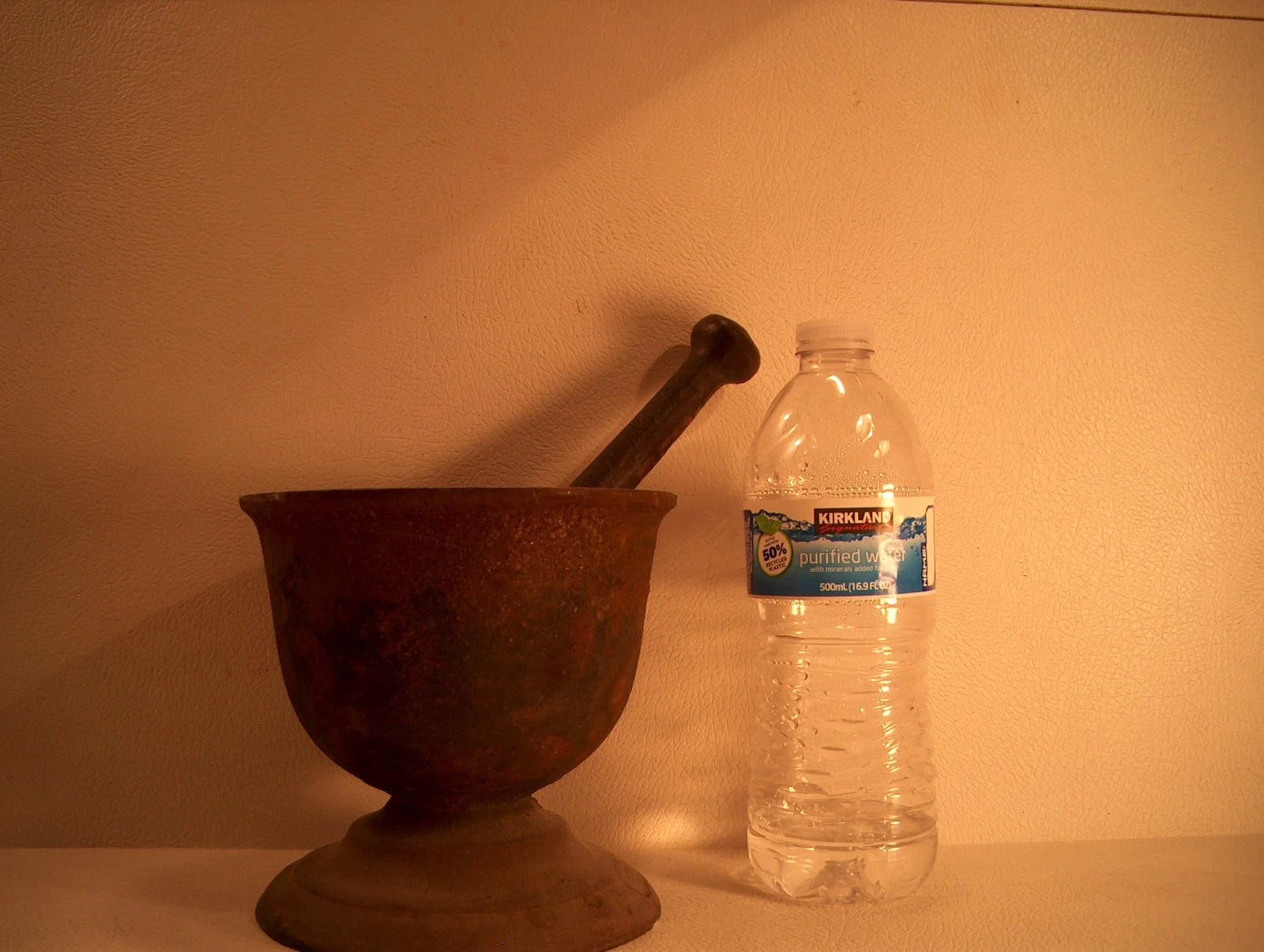 ANTIQUE METAL MORTAR & PESTLE