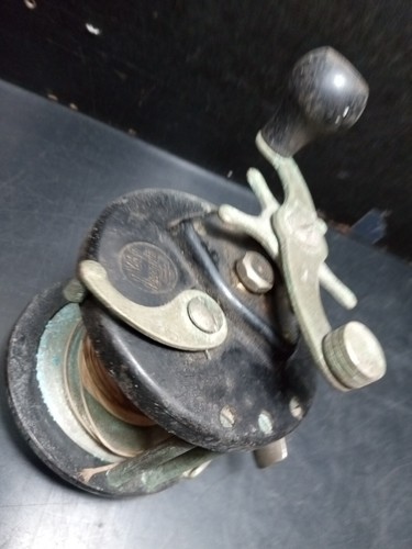 Vintage Ocean City Salt Water Fishing Reel No. 125 - Picture 20 of 21