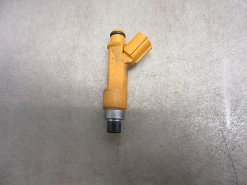 SUZUKI ALTO V GF 1.0 Kraftstoffdüse Kraftstoffventil 008012415 (192)