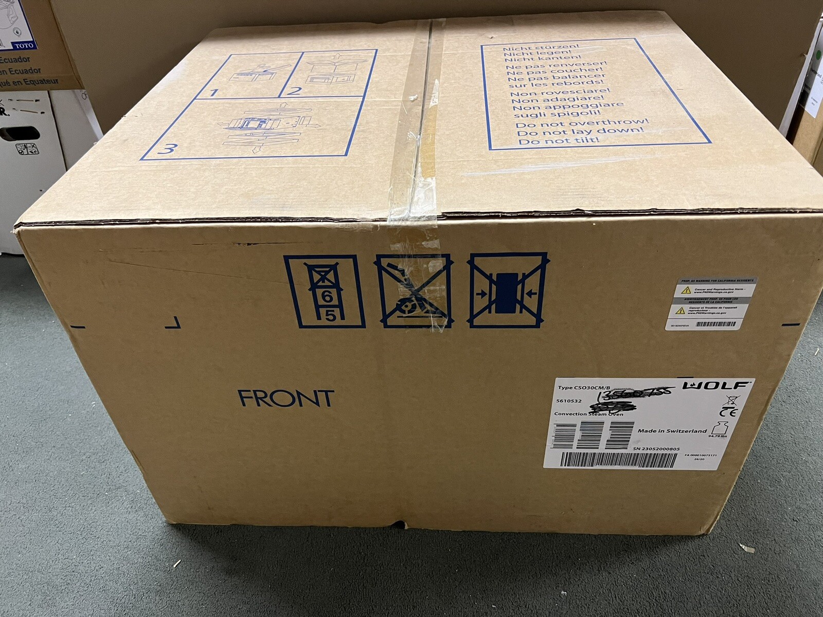 WOLF CSO30CM/B 30" inch Convection Steam Oven in Black with Retractable