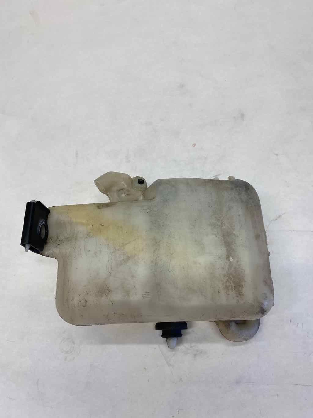 1997 2001 TOYOTA CAMRY Coolant Recovery Reservoir Bottle Overflow