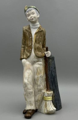 Ramon Ingles Capella Vintage Sweeper Boy Figur Spanien 25 cm repariert 60er Jahre
