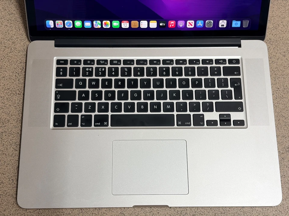Apple MacBook Pro Retina 15” - Intel Core i7 2.8 - 16GB RAM - 512GB - Immaculate - Image 2 of 4