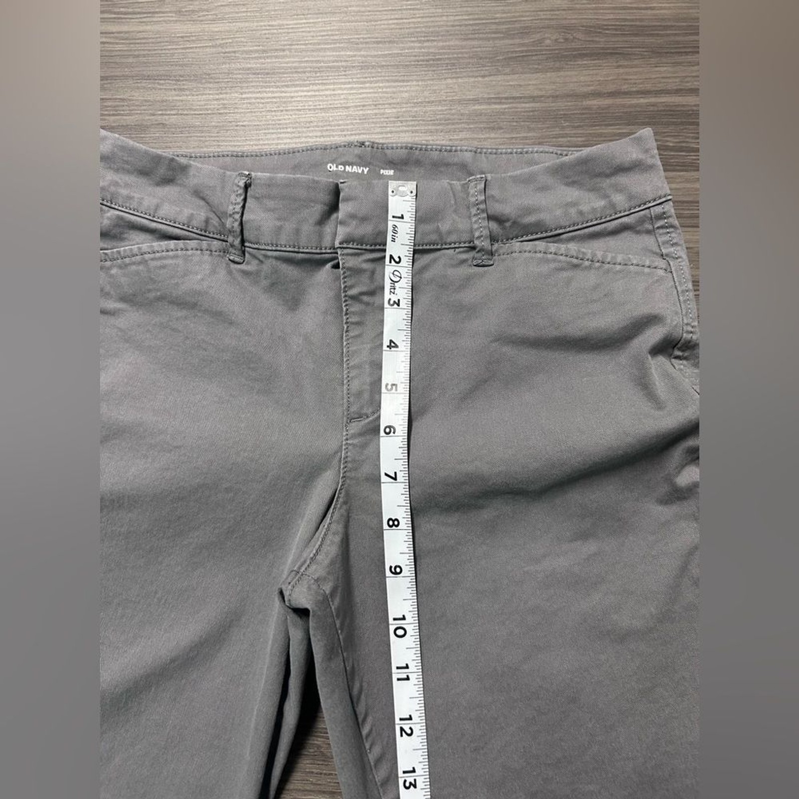 Old Navy Gray Pixie Pants Size 4 - image 4
