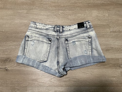 RVCA Slouch Women's Size 27 Distressed Jean Shorts Light Blue Denim - Picture 2 of 7