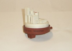 Bosch Siemens Constructa 9000207680 Druckwächter Druckdose Metaflex 730-505-3000