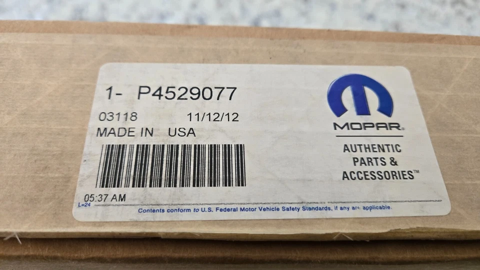 Nuevo de Lote Antiguo 440 TNT Pie Tin NARANJA Parte # 4529077 OEM NUEVO EN CAJA 13 años 1968-1971 Mopar Foto 2 de 3