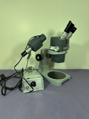 American Optical Stereo Star Zoom Microscope 0.7x to 3.0X 569 Plus Extras