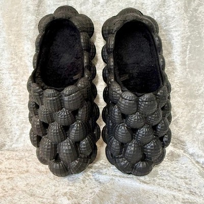 Bubble Slides Women's Black Comfort Slip On Shoes Faux Fur Inside Fits Size 6-7