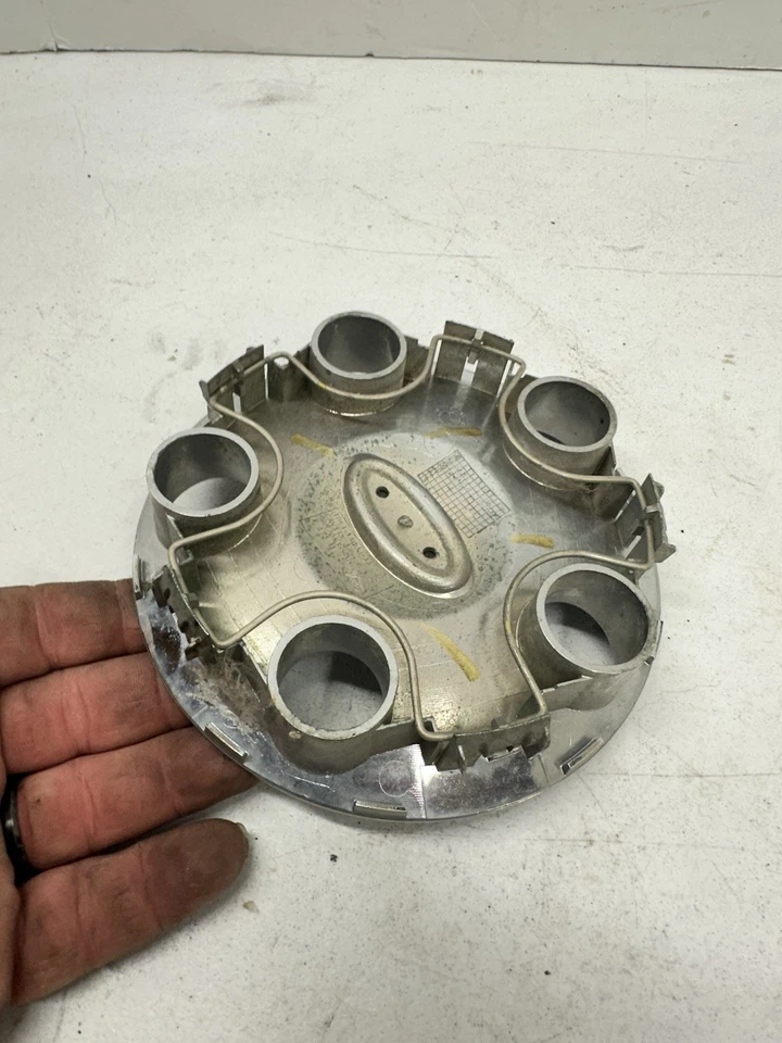 Tapa central cromada Ford Edge 2008-2010 OEM 8T43-1A096-AA BT43 S3 08 09 10 S3 Foto 4 de 4