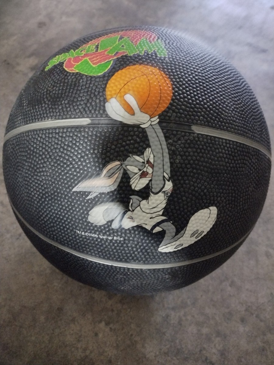 Vintage 1996 Bugs Bunny Space Jam Basketball Black SPALDING Ball