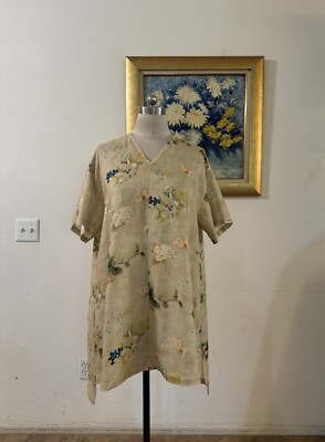 PEACOCK WAYS Summer Blossom Tunic Top
