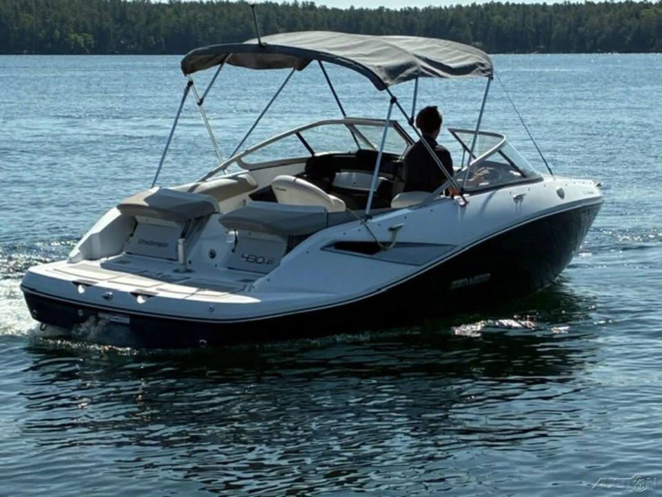 2010 Sea-Doo 210 Challenger Used - Image 2 of 4