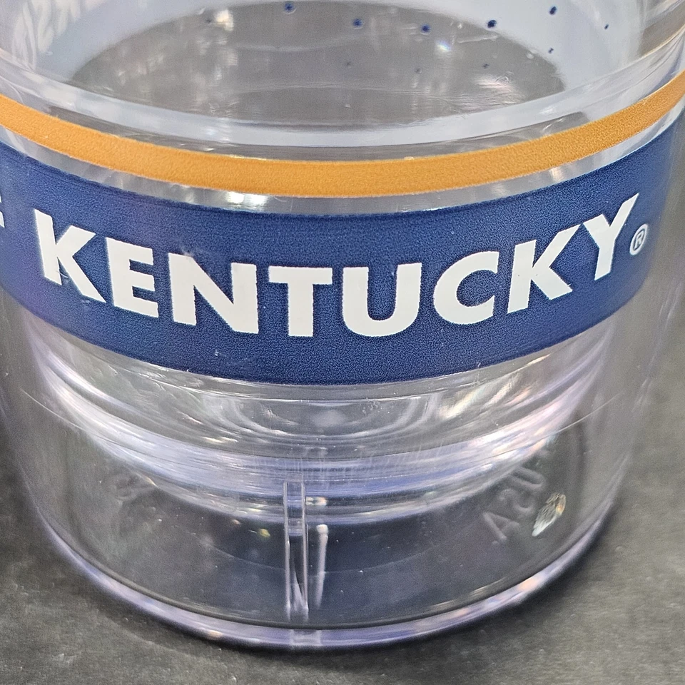 Vaso de baloncesto University of Kentucky Wildcats Wincraft EE. UU. 26 oz libre de BPA Foto 4 de 4