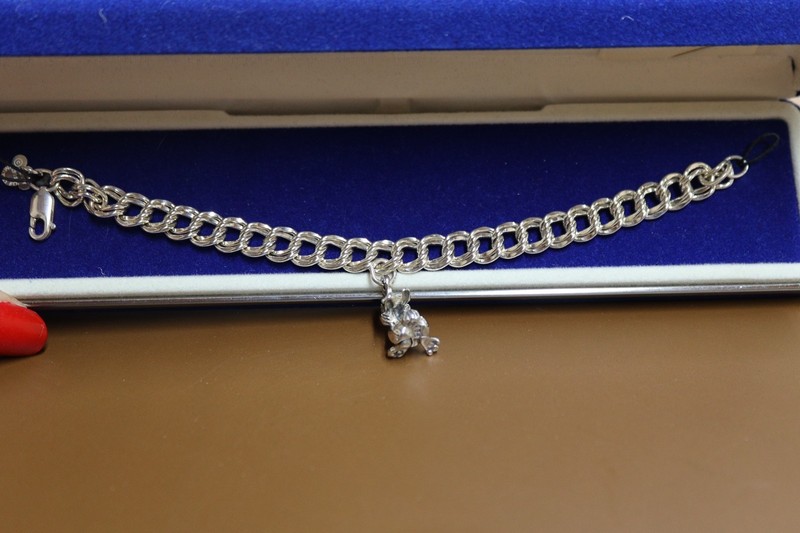 Vintage Disney Charm Collection, Thumper, 01059/10,000 925SS 17DWT-TW JUNE1994