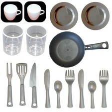 Akcesoria kuchenne Smoby E20017: duży zestaw naczyń z kubków, kubków, patelni i B