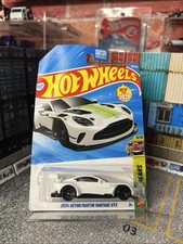 Hot Wheels 2024 Aston Martin Vantage GT3 White 2026 L Case