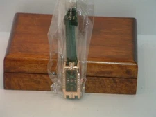 New Women’s Green & Gold Crystal Bezel Dress Watch 