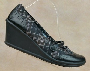 skechers brogues womens