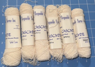 REYNOLDS Cascade Yarn White  52 % Wool 48% Viscose Rayon Lot Of 6 Skeins 1 Oz
