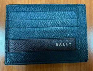 bally card case