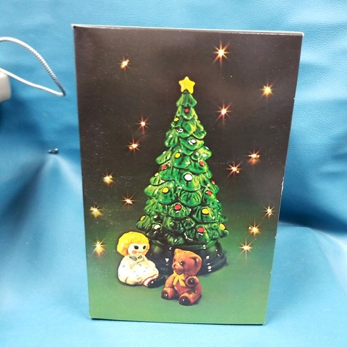 Avon Merry Christmas Tree Hostess Set New in Box Discontinued