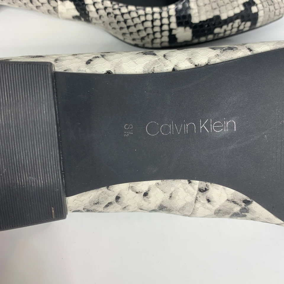 Calvin Klein Mujer Estampado Serpiente Emerin Plano Talla 8.5 Punta Punta Carrera Preppy Foto 3 de 4