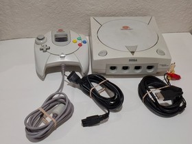 FOR PARTS OR REPAIR Sega Dreamcast Console with Controller and Cords