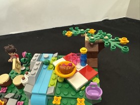 LEGO FRIENDS: Heartlake Hot Air Balloon (41097) 99% Complete