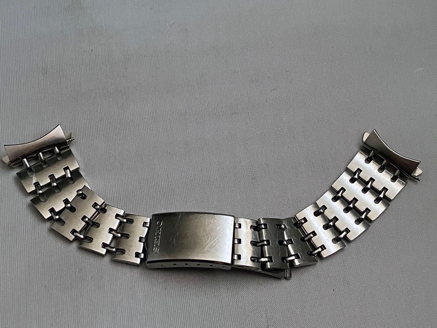 6139-6010 for Genuine Endlinks Bracelet  6139-6012 Seiko with - vintagewatches.pk