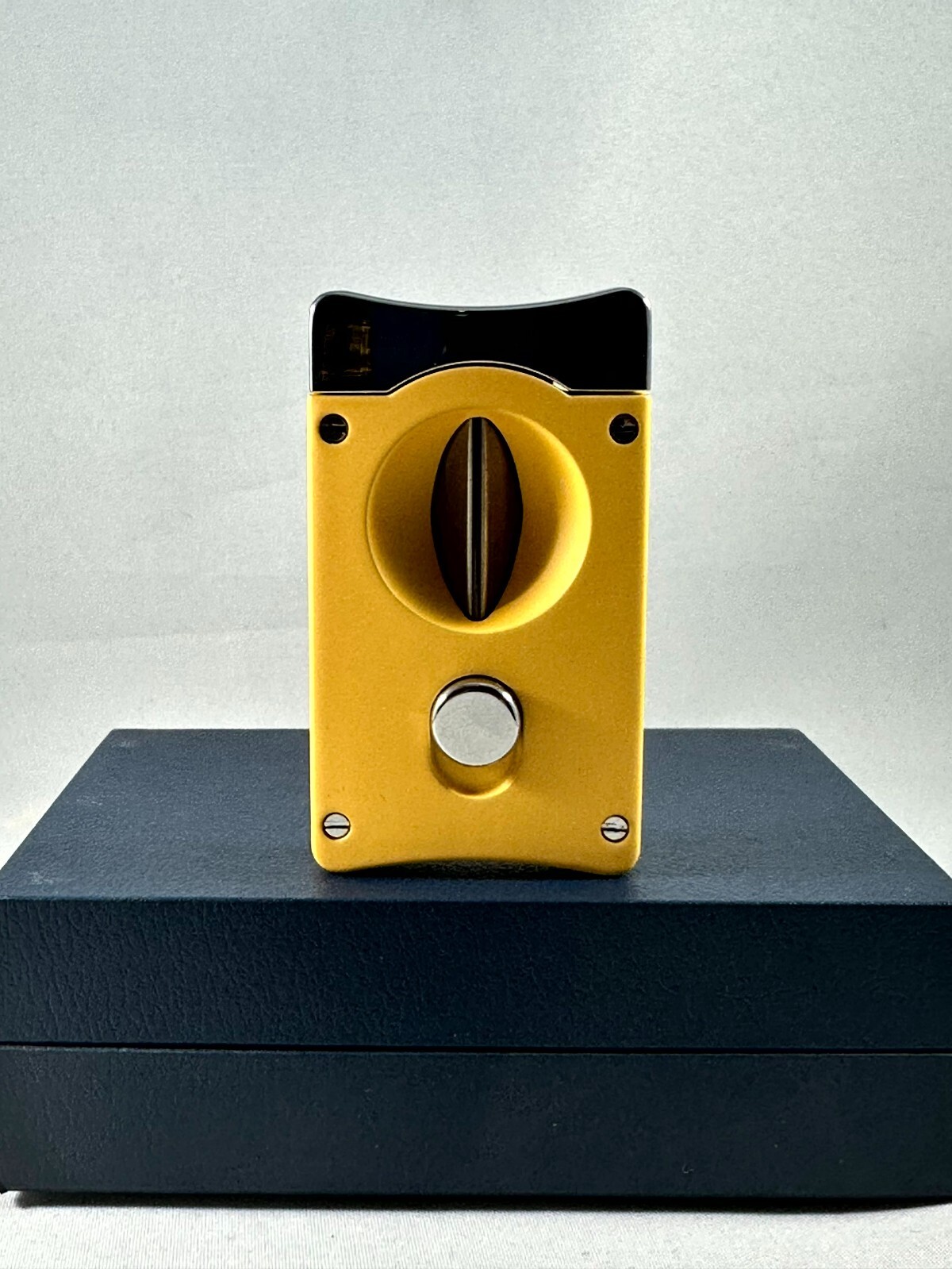 Caseti Wedge V Cigar Cutter