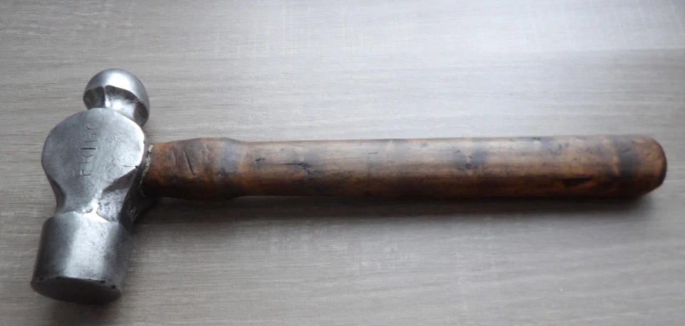 ancien gros marteau Tôlier ? carrossier ?Chaudronnier? - Photo 2/2