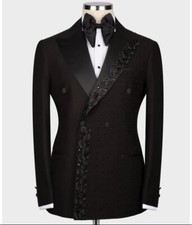 Luxury Men Beaded Suits Peak Lapel Wedding Groom Tuxedos Luxury Beaded Blazer
