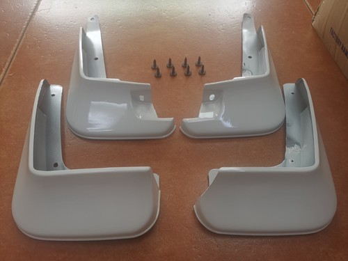 White Painted Small Fender Mud Flaps Splash For 2014-2018 Toyota Corolla Sedan - Picture 2 of 3