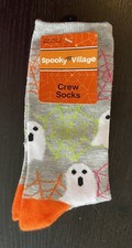 NEW 1 Pair Halloween Crew Socks Ghosts Shoe Size 4-10 Spooky Village